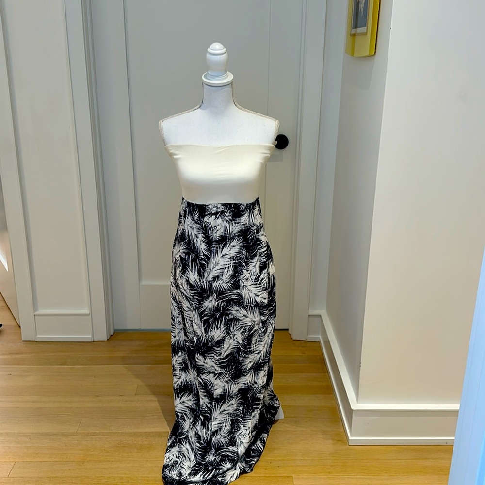 Splendid strapless dress with pockets